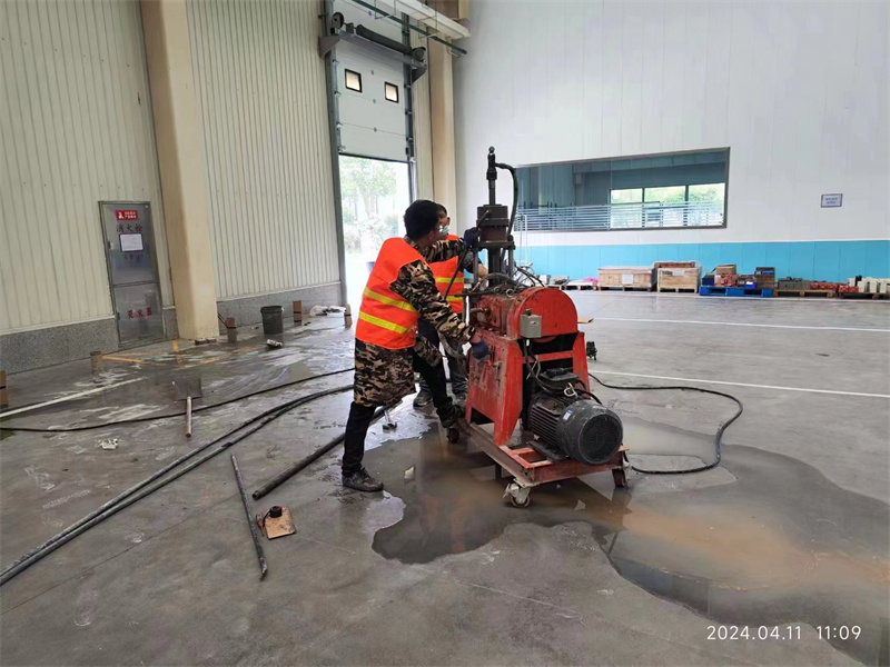 娄星厂房地面下沉塌陷注浆加固施工